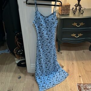 motel rocks maxi dress - light blue with dainty floral velvet details